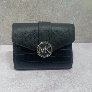 Michael Kors Carmen Crocodile Embossed Trifold Wallet Black Silver Hardware